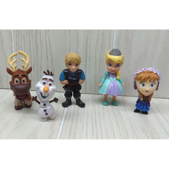 Disney Other - Disney Frozen Petites mini dolls posable Elsa Kristoff figures + Funko Anna Elsa